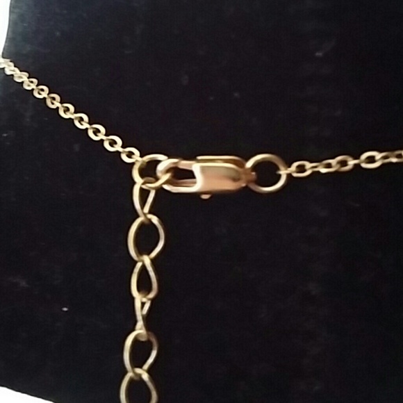 Arrow red enamel necklace gold tone 19 in - Picture 4 of 4